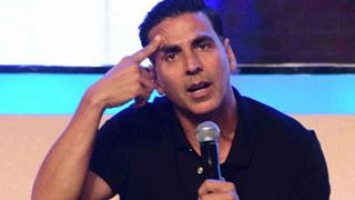 Akshay Kumar denies Manipulation of Housefull 4 BO numbers, says you can call theatre owners thumbnail