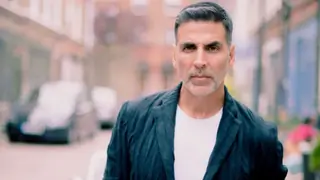 Akshay Kumar Reveals the Three films which changed him; Hera Pheri on the list Thumbnail