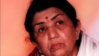 Update: Lata Mangeshkar is Stable But Still In The Hospital