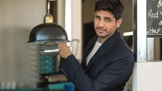 Sidharth recalls his days of Misery; Says I didn't have enough Money to Pay Rent! Thumbnail