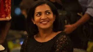 Netizens applaud Parvathy Thiruvothu for her prompt and immediate apology!