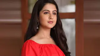 Tunisha Sharma Learns Urdu for Ishq Subhan Allah Thumbnail