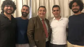 Rishi Kapoor's comeback to Bollywood will be produced by Excel Entertainment! Thumbnail