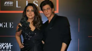 Shah Rukh - Gauri's Never-ending Banter is just Timeless!   Thumbnail