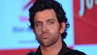 Hrithik Roshan Mercilessly Trolled for Speaking his Mind, Netizens School him after he Tweeted... Thumbnail