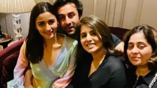 Ranbir and Neetu Arrive at Alia’s residence to Discuss Wedding Preparations?  Thumbnail