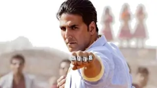 Akshay Kumar is Unbothered by Trolls, calls it a Paid Business Thumbnail