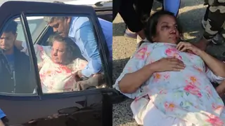 Shabana Azmi in a Critical State; Injured in a Deadly Accident on Mumbai-Pune Expressway Thumbnail