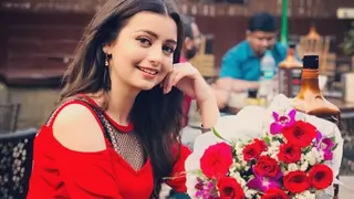 Hamari Bahu Silk Actor Chahat Pandey to Join The Cast of Mere Sai- Shraddha Aur Saburi Thumbnail