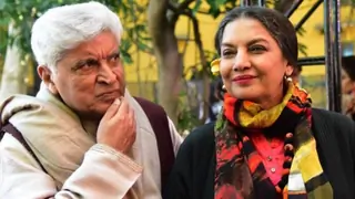 Javed Akhtar Does not want to Strain Shabana Azmi's Frail Constitution; Actress Extends her stay at Hospital... Thumbnail
