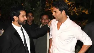 Is Aamir Khan Afraid of Clash with Akshay Kumar?  Thumbnail