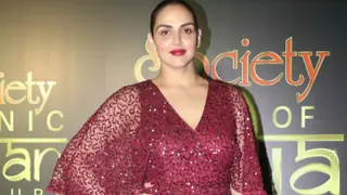 Esha Deol and Bharat Takhtani Pregnant with Third child? Thumbnail