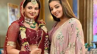 ‘Daayan’ Monalisa Shoots First Scene with ‘Daivik’ Shruti Thumbnail