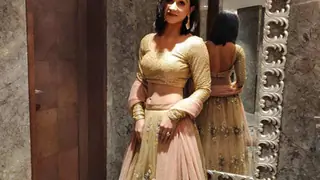Mujshe Shaadi Karoge: Aanchal Khurana to Enter The Swayamavar As A Wild Card Contestant! Thumbnail
