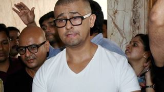 Sonu Nigam Isolates himself along with family after being Stranded in Dubai!