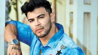 Coronavirus Scare: Sahil Khan Claimed Neighbours of Testing Positive; Slammed for Creating Panic, Issues Apology Thumbnail