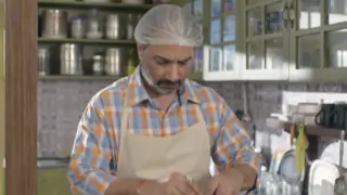 Varun Badola Bakes Cookies For The Entire Crew of Mere Dad Ki Dulhan! Thumbnail