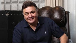 Rishi Kapoor Urges Fans to Stay Optimistic; shares Hope for a bright future after 21-Day-Lockdown!