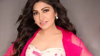 Tulsi Kumar releases Reprised Version of the Song 'Phir Na Milen Kabhi' from Malang Thumbnail