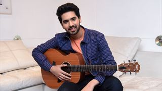 Armaan Malik advises Bollywood Singers to stop singing remakes of Old Bollywood Songs!