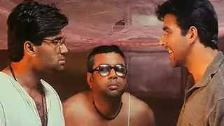 Suniel Shetty recalls Hardships he faced while Shooting for Hera Pheri; says 'director would ask us to Sleep on Paper'! Thumbnail
