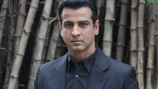 Ronit Roy Opens up on Hostages 2 and Kehne ko Humsafar Hain 3! thumbnail