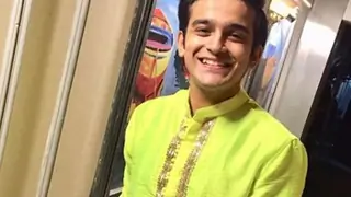 Barrister Babu’s lead Pravisht Mishra becomes a poet! Thumbnail