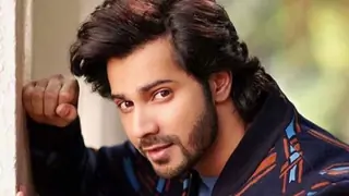Varun Dhawan to have a Virtual Birthday Party; Alia, Shraddha to Join Thumbnail