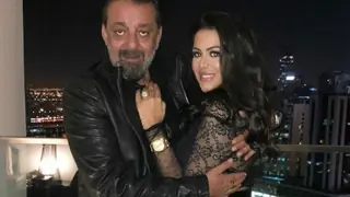 Trishala Slams Troll who Raised Filthy Question on Sanjay Dutt’s Parenting  Thumbnail