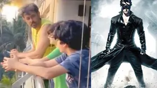 Fan Asked Hrithik if he was Smoking With Sons; Actor’s ‘Krrish’ Reply Wins the Internet Thumbnail