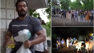 Salman Khan Distributes Ration Around Panvel Farmhouse, Netizens Laud Him as ‘‘Bhaijaan of Bollywood’ Thumbnail