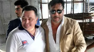 Jackie Shroff remembers Rishi Kapoor: He is embedded deeply in my heart forever! Thumbnail