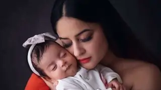 Feeding daughter for first time was extremely emotional - Mahhi Vij Thumbnail