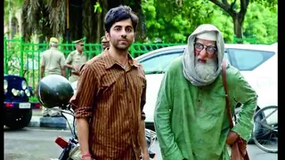 Ayushmann Khurrana And Amitabh Bachchan Confirm 'Gulabo Sitabo' Will Release on OTT Thumbnail