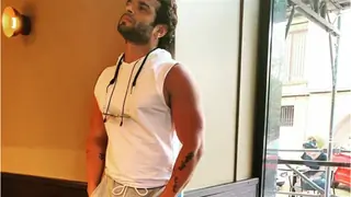 Karan Patel Talks About Rise In Suicides Amid Lockdown Thumbnail
