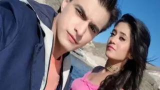 Mohsin Khan aka Kartik from YRKKH Shares Unseen BTS Video; Says Happy 4 Years To Kaira Thumbnail