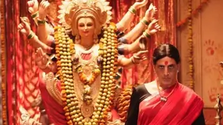 Akshay Kumar’s Laxmmi Bomb Sold to Hotstar for a Record-Breaking Price; Details below Thumbnail