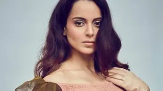 Kangana Ranaut To Don The Director's Hat Again For Next Film, Aparajitha Ayodhya Based on Ram Mandir-Babri Masjid Case Thumbnail