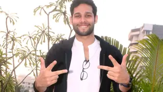 Siddhant Chaturvedi opens up about the Inspiration behind his recent song ‘Dhoop’! Thumbnail