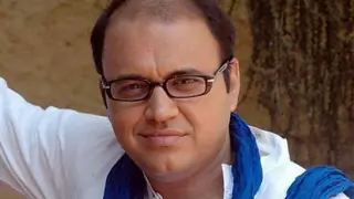 Taarak Mehta Ka Ooltah Chashmah's Mandar Chandwadkar aka Mr Bhide quit his job in Dubai to be an actor Thumbnail