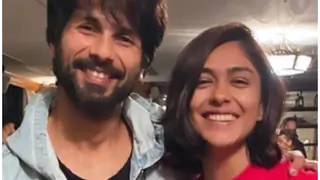 Mrunal Thakur is busy watching Shahid’s films during lockdown and reveals her Favourite 'Shahid Kapoor film'! Thumbnail