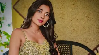 Kanika Mann opens up on Resuming shoots & Paycuts!  Thumbnail