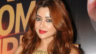 Payal Ghosh Suffered Anxiety Attack; Fell Unconscious after Leaving home amid Partial Unlock Thumbnail