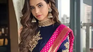 After shooting from home, Aamna Shariff back on the sets of Kasautii Zindagii Kay 2! Thumbnail