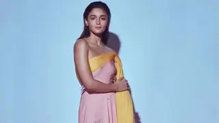 Alia Bhatt gets trolled for turning off comments on her post announcing the release date for Sadak 2  Thumbnail