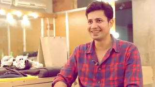 Sumeet Vyas is all set to play Yudhveer Singh in ALTBalaji and ZEE5's upcoming web-series Dark 7 White Thumbnail