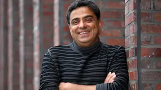 Ronnie Screwvala's advice and his influential words make him a successful and efficient producer in Bollywood! thumbnail