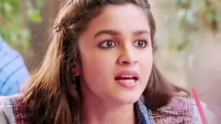 Alia Bhatt Replaced by Priyanka Chopra in SS Rajamouli’s RRR? Here’s the truth Thumbnail