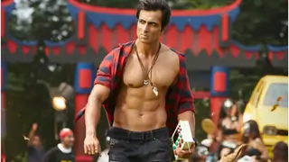 Sonu Sood shares how he bagged his First film; Director and Producer made an unusual request and its Hilarious! Thumbnail
