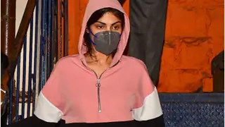 Rhea Chakraborty could tamper with evidence if released on bail: Special Judge GB Gurao Thumbnail
